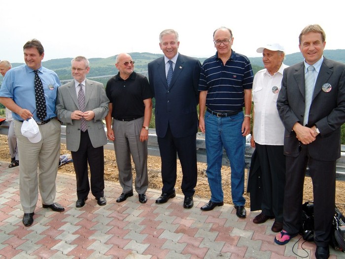 0e6959b0dacc46e320728e5ec420eb23_700x550