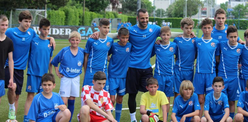 DINAMOVCI TRENIRALI S DJECOM IZ SOS SELA U LEKENIKU