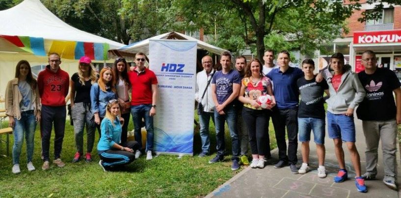 MLADEŽ HDZ-a OSIJEK ORGANIZIRALA IGRAONICU ZA DJECU