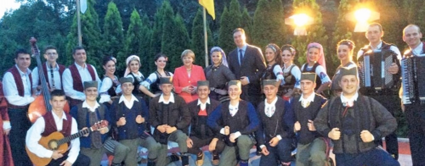 ANGELA MERKEL VOLI ĆEVAPE