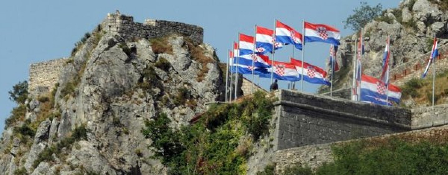 PJESNIČKA MANIFESTACIJA „STIJEG SLOBODE“ U KNINU