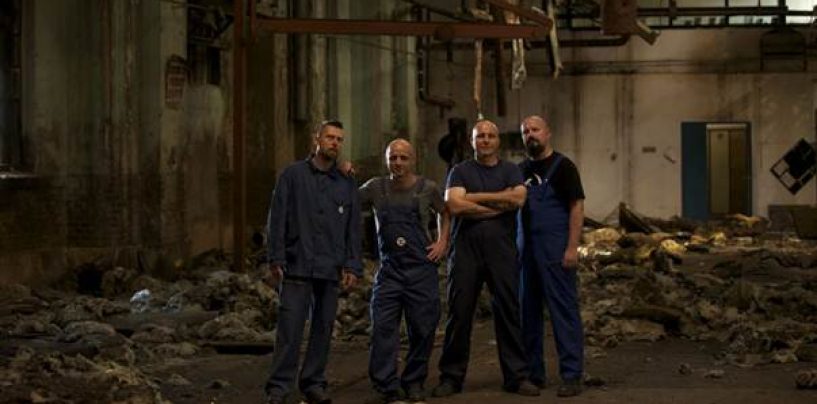 „TREBA MJESTA ZA OBITELJI DVJESTA“- PJEVA HLADNO PIVO