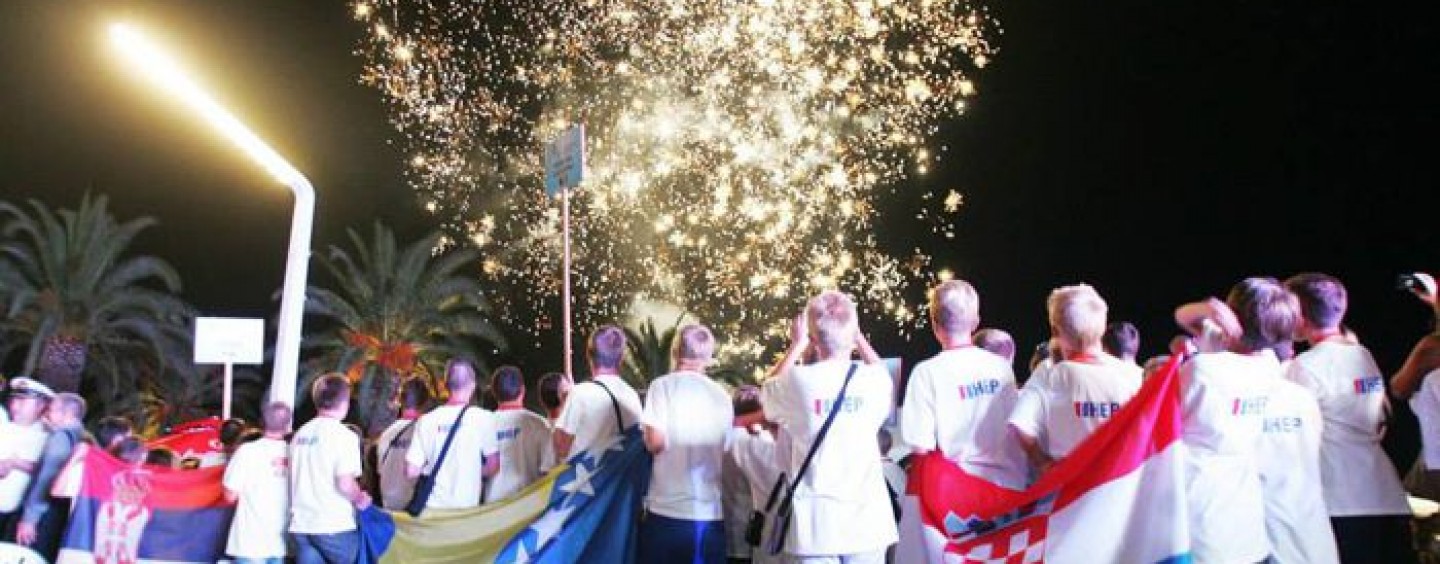 ZATVORENE  SPORTSKE IGARE MLADIH