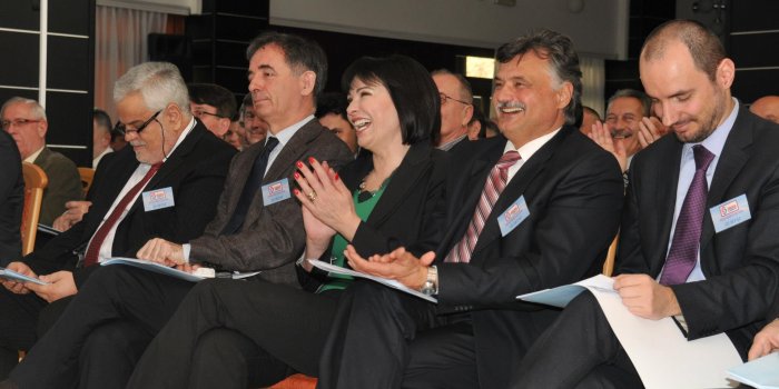 images|cms-image-000003514