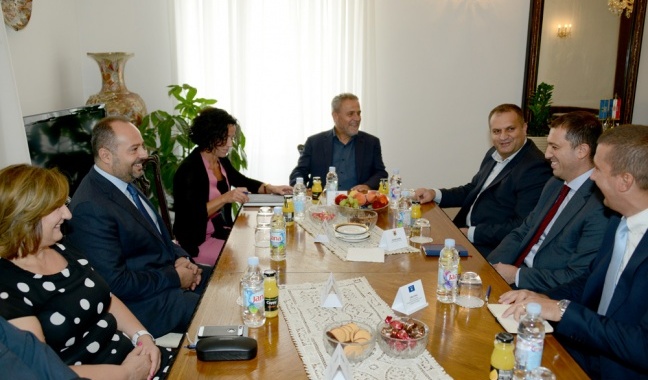 milan-bandic-pristina-zagreb-400