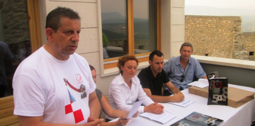 KNJIGA „885 DANA RATA“ MARINA BUOVCA PREDSTAVLJENA U KNINU