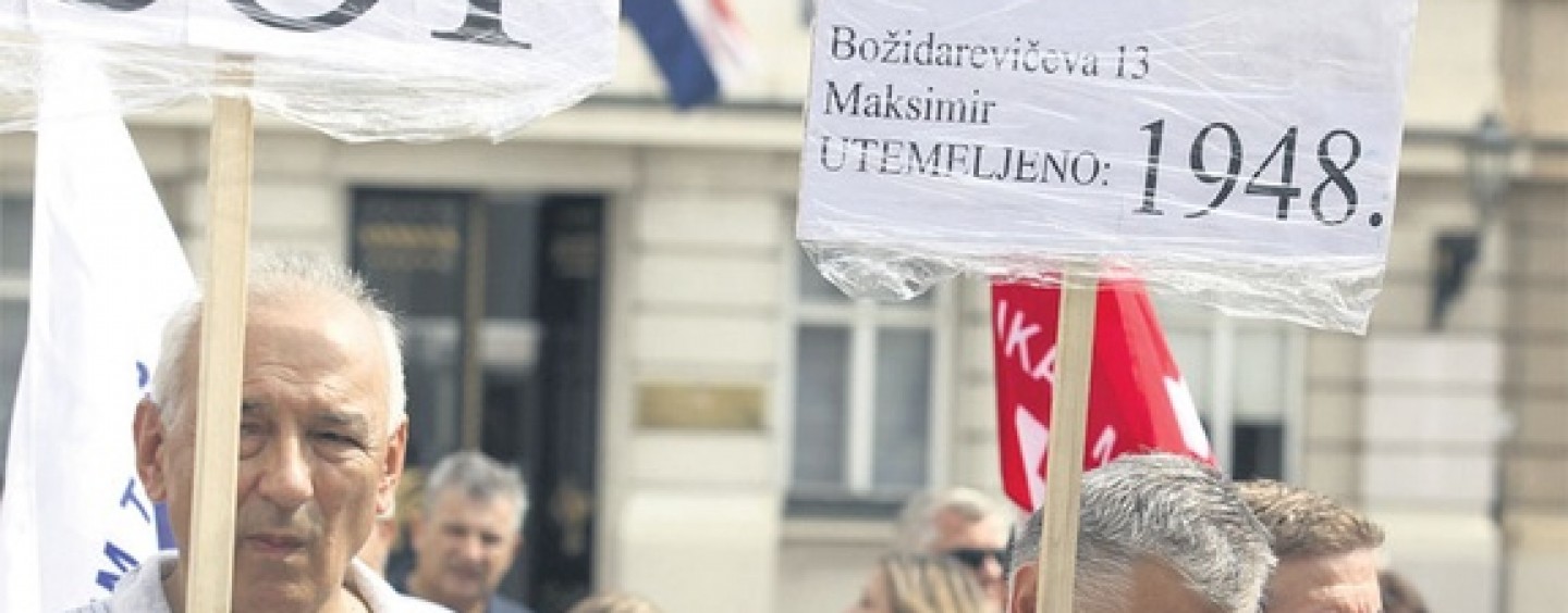 RIZ POMOGAO IZBJEGLICAMA