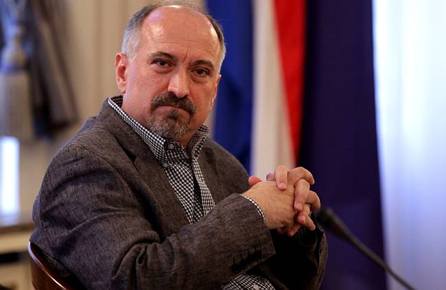 Novinarska srijeda na temu 'Tko æe biti novi predsjednik/predsjednica HND-a?'