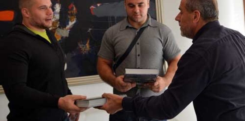 PRIJEM ZA BACAČE  KUGLE