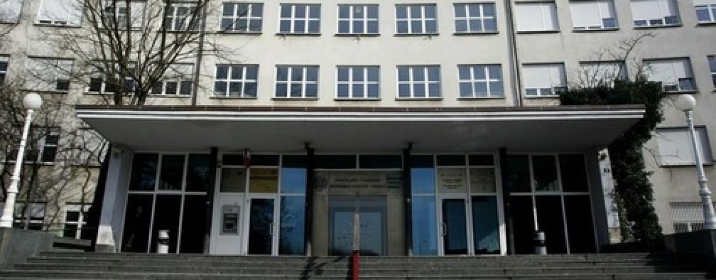 NITI JEDAN STUDENT NIJE POLOŽIO MIKROEKONOMIJU NA EKONOMIJI U ZAGREBU