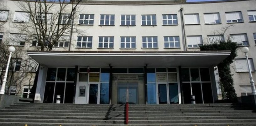 NITI JEDAN STUDENT NIJE POLOŽIO MIKROEKONOMIJU NA EKONOMIJI U ZAGREBU