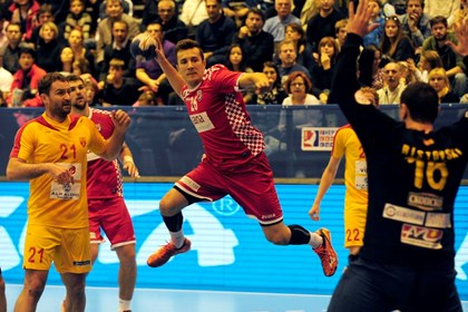 0000000000462394_420_280_cut