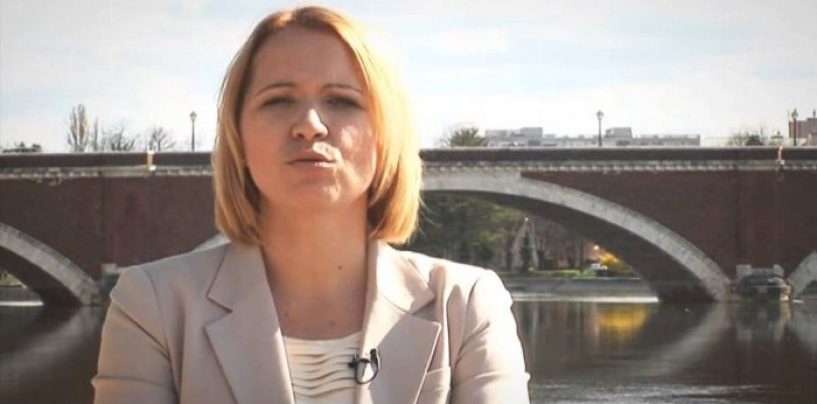 LAŽI O POSTIGNUĆIMA DRUGARICE KRISTINE I NJENIH SKOJEVACA