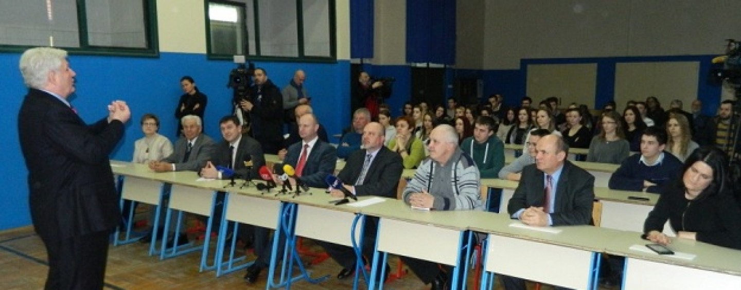 TODORIĆ BI TREBAO ODRŽATI JEDAN MOTIVACIJSKI GOVOR I U BRANITELJSKOM ŠATORU