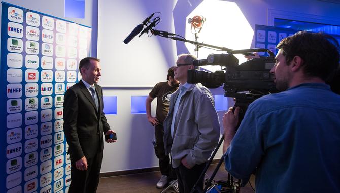 4931d53b80790ea9ff95b88cabd2aabc