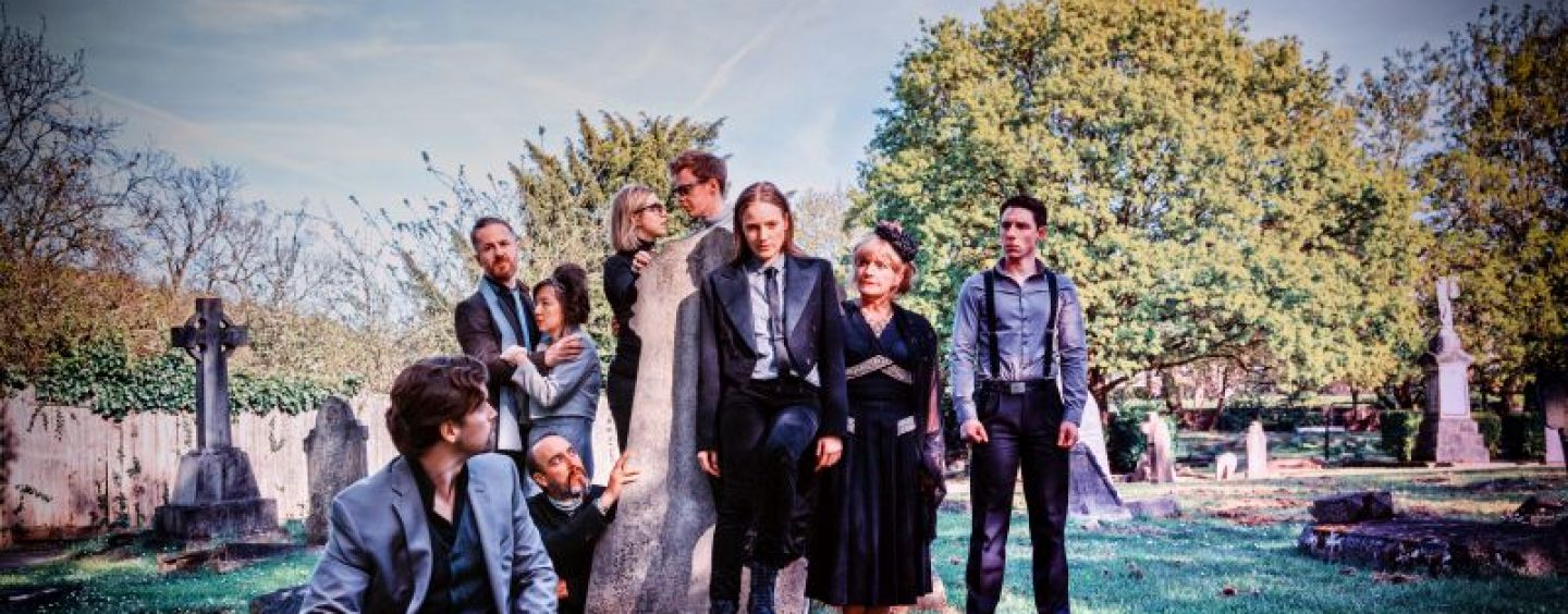 HAMLET JE ŽENA KOJA JE ODLUČILA ŽIVJETI KAO MUŠKARAC