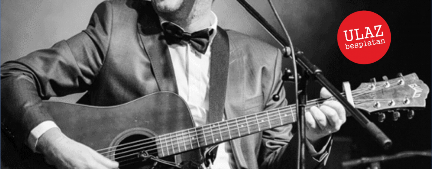 FUDBALERKA NA RIBNJAKU