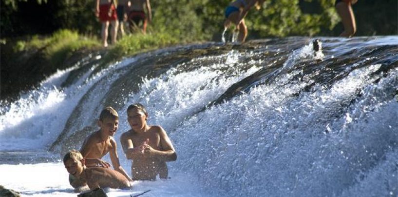 POČELA KUPALIŠNA SEZONA U KARLOVCU