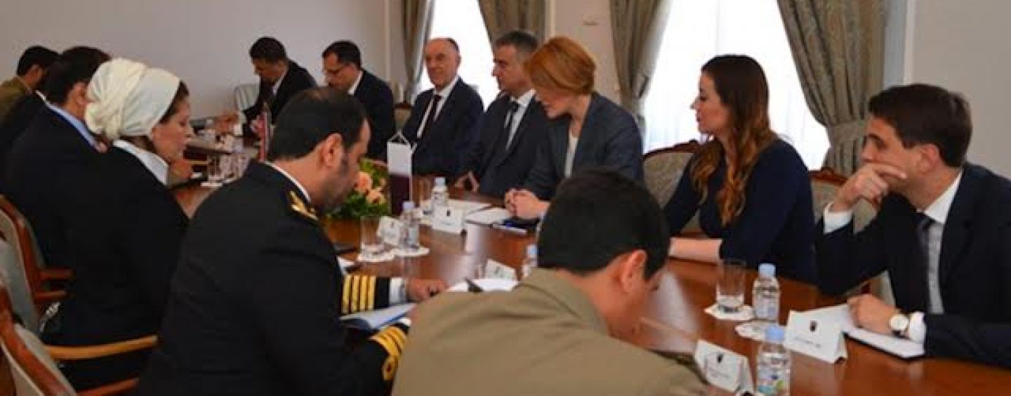 KARAMARKO S MINISTROM OBRANE KATARA