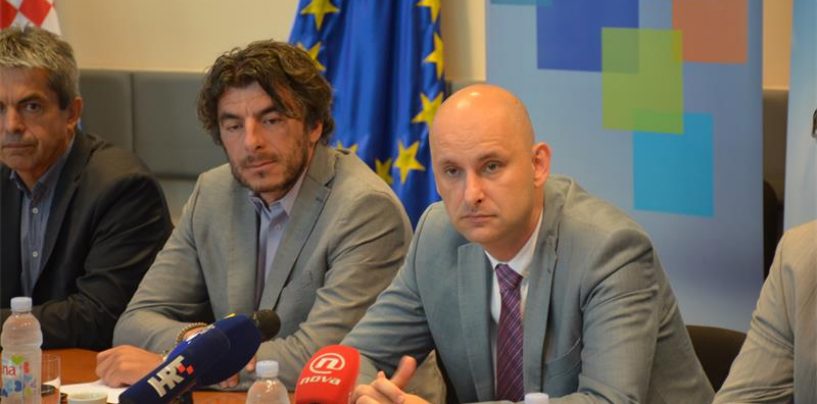 BESPOVRATNA SREDSTVA EU ZA “RAZVOJ E-USLUGA”