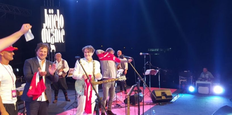 “BIJELO DUGME” U BIHAĆU SVIRALO PRED 15 TISUĆA LJUDI