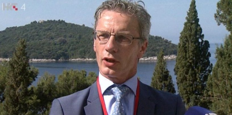 HDZ I SDP U KAMPANJI SE MORAJU ODREDITI PREMA GUVERNERU VUJČIĆU