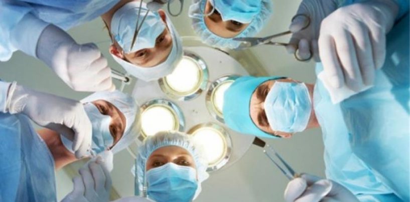 BOLESNO DRUŠVO I DOKTORI U POLITICI