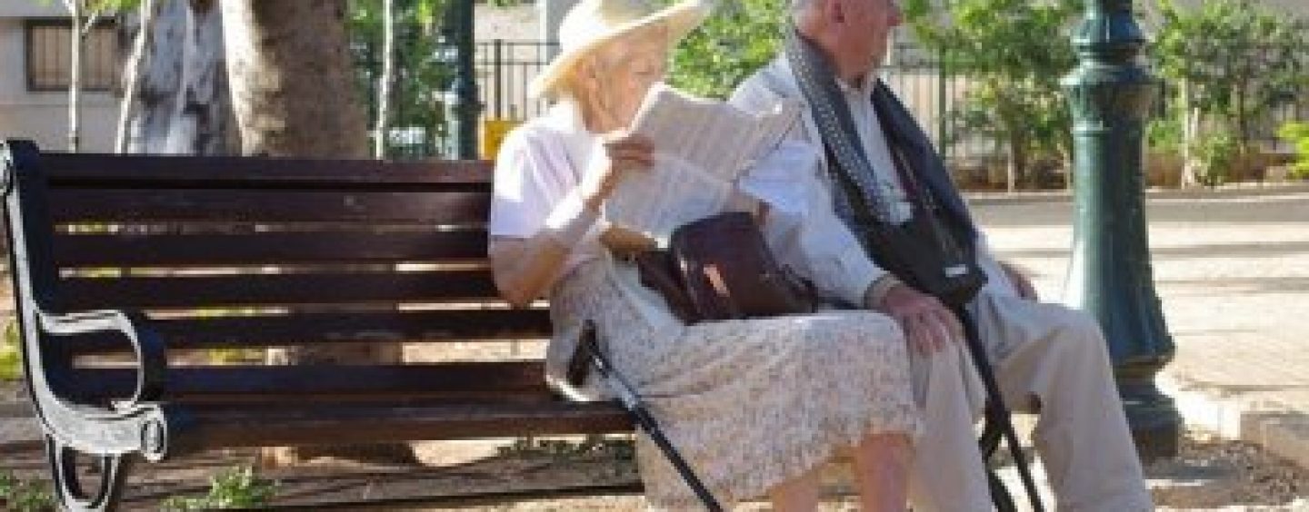 ISPLATA POMOĆI UMIROVLJENICIMA ZA KOLOVOZ
