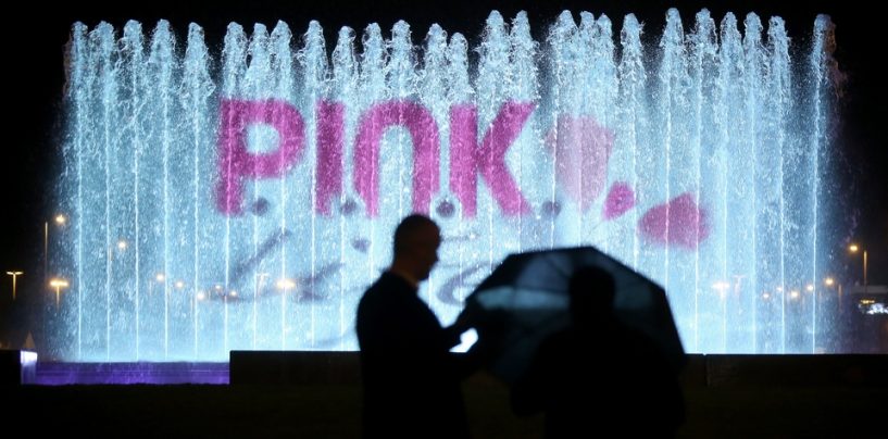 FONTANE U RUŽIČASTOM