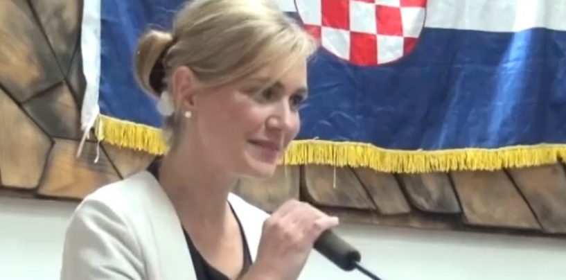 BRUNA ESIH NE RAZUMIJE ŠTO JE TO DEMOKRACIJA I DEMOKRATIZACIJA DRUŠTVA