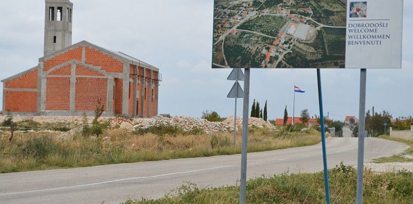 VODOVOD ZADAR  UZEO NOVAC IZ EU, A PALJUV NEMA VODU