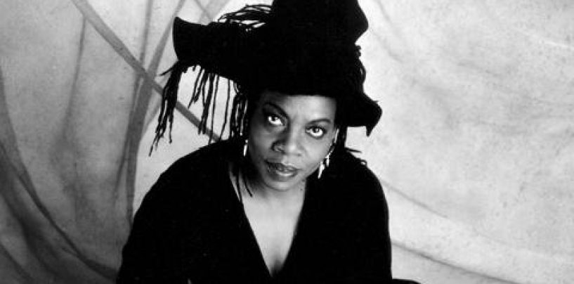 AMINA CLAUDINE MYERS U BERSI