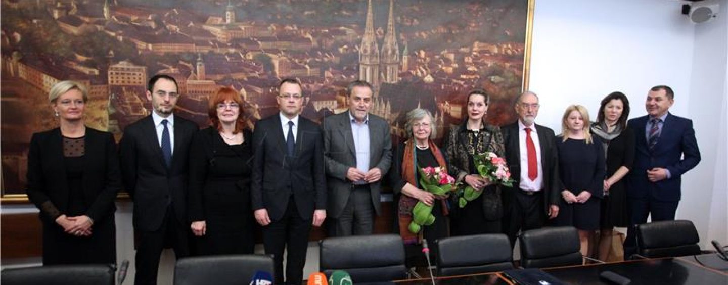 BANDIĆ OTKRIVA SPOMENIK RUĐERU BOŠKOVIĆU U MILANU