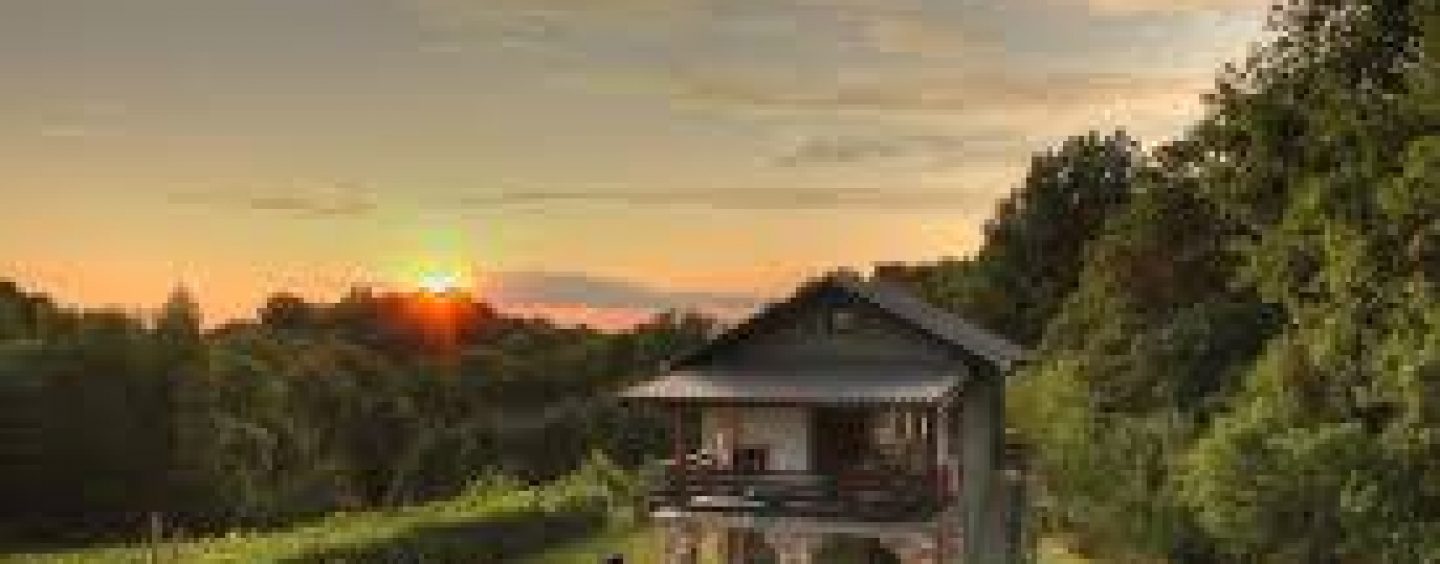 PROVALE U VIKENDICE I KLIJETI NA LETOVANIČKOM VRHU NISU PRESTALE