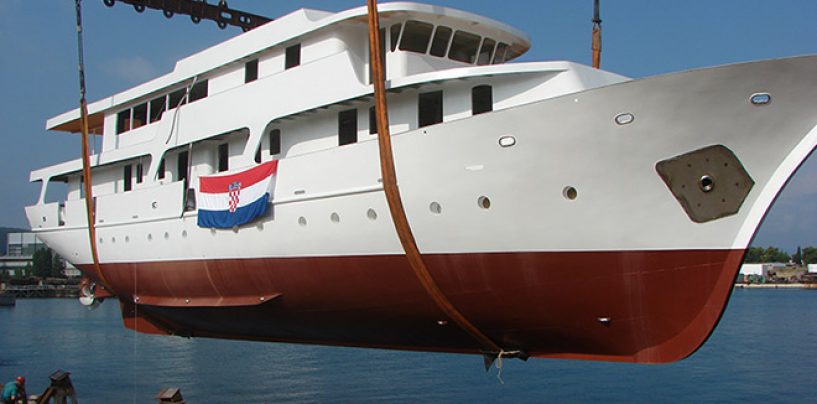 BROD ĆE SE POLAKO POTAPATI I KONTROLIRAT ĆE SE SPAŠAVANJE