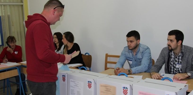 NEMA PROMJENA, NAROD MISLI DA NE MOŽEMO BOLJE