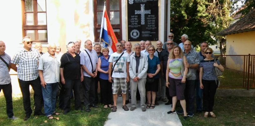 DUBROVČKI DOMOBRANI NA IZLETU PO BANOVINI I U JASENOVCU