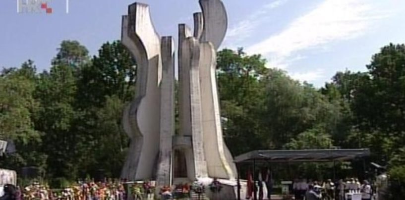 HSP AS: PLES ZOMBIJA PO HRVATSKIM KOSTIMA U ŠUMI BREZOVICA