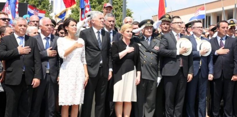 PROSLAVA OLUJE BEZ MIMOHODA SAMO ZA ODABRANE NA KNINSKOJ TVRĐAVI