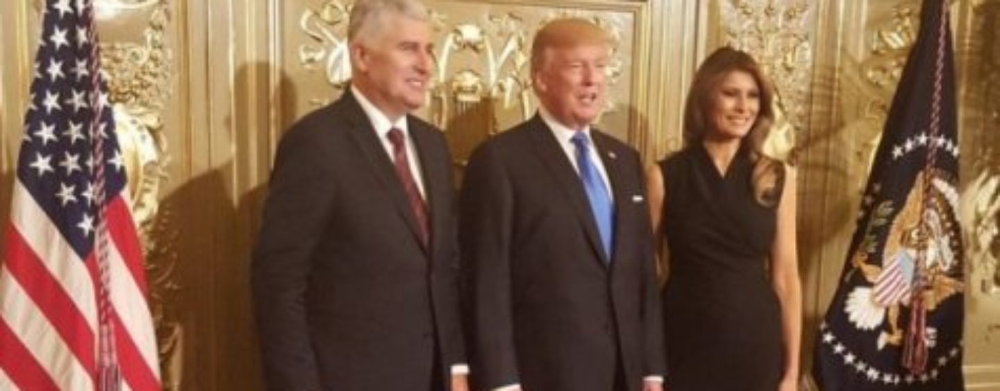 ČOVIĆ S TRUMPOM I MELANIJOM