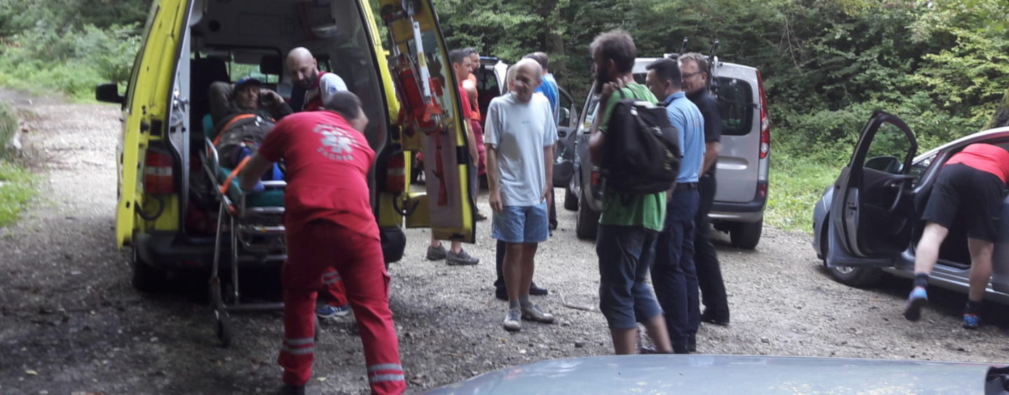 MUŠKARAC NA SLJEMENU PAO U PROVALIJU