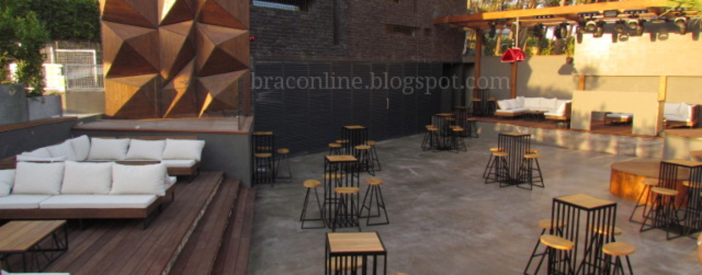 DJ MAHMUT ORHAN STIŽE U BOL NA BRAČU