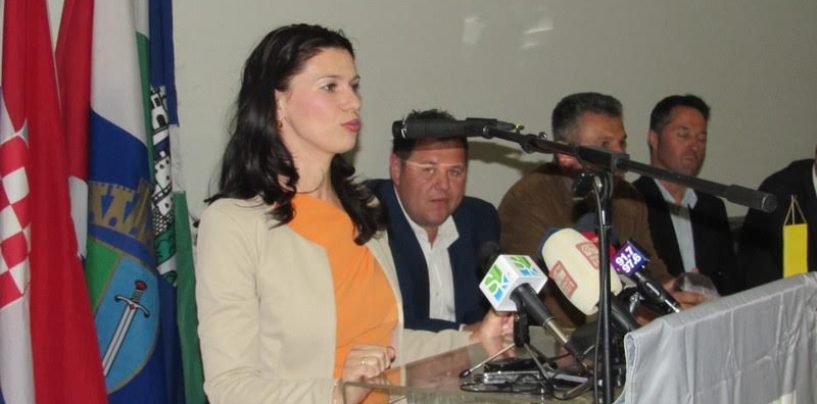 PROSLAVA U SRBU JE KAO PROSLAVA BALVAN REVOLUCIJE