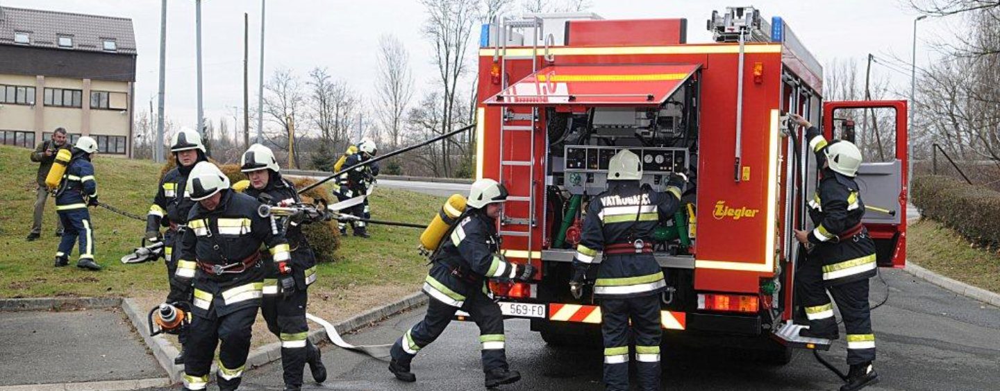 NAPAD NA VATROGASCE TRETIRATI KAO NAPAD NA SLUŽBENE OSOBE