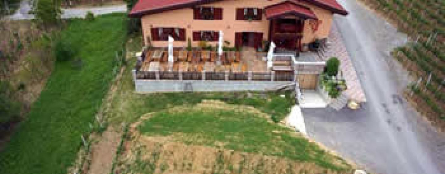 KRŠTENJE MOŠTA U OBITELJI POLOVANEC