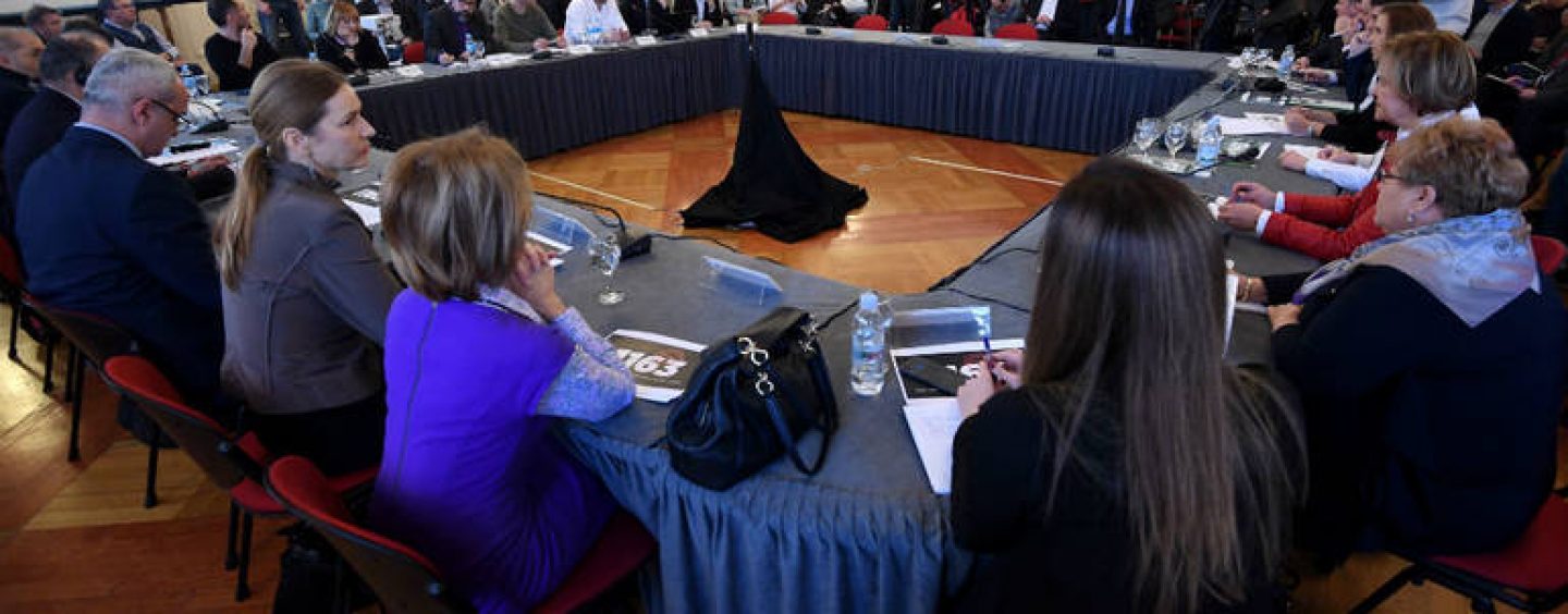 SVI KOJI SE BUNE NA TO IMAJU PRAVO