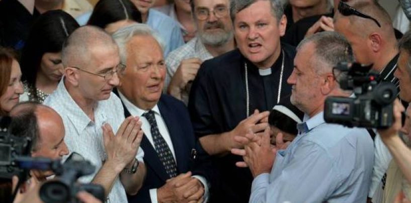 PREDAVANJE DARIJA KORDIĆA NISU PREKINULI STUDENTI NEGO RADNIČKA FRONTA