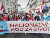 NEROĐENA DJECA SU NAJUGROŽENIJA MANJINA