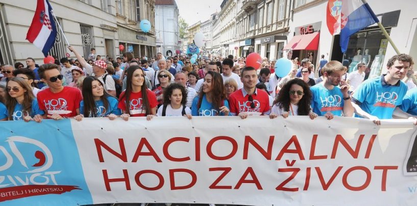 NEROĐENA DJECA SU NAJUGROŽENIJA MANJINA