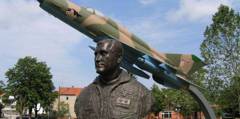 ZAŠTO NAJPOZNATIJI HRVATSKI RATNI PILOT NIJE GENERAL?